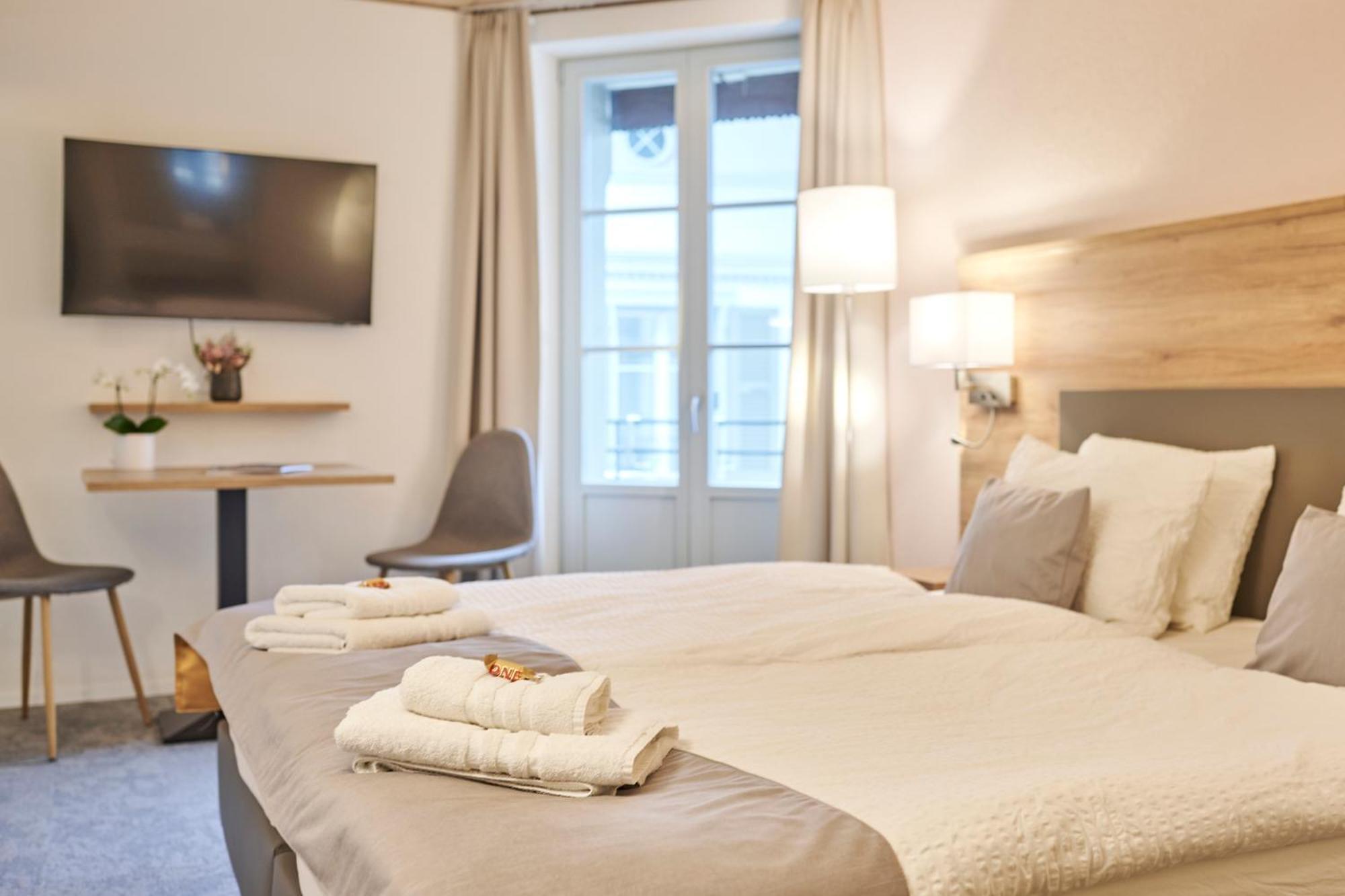 Aparthotel Krone - Self Check-In Unterseen Ngoại thất bức ảnh