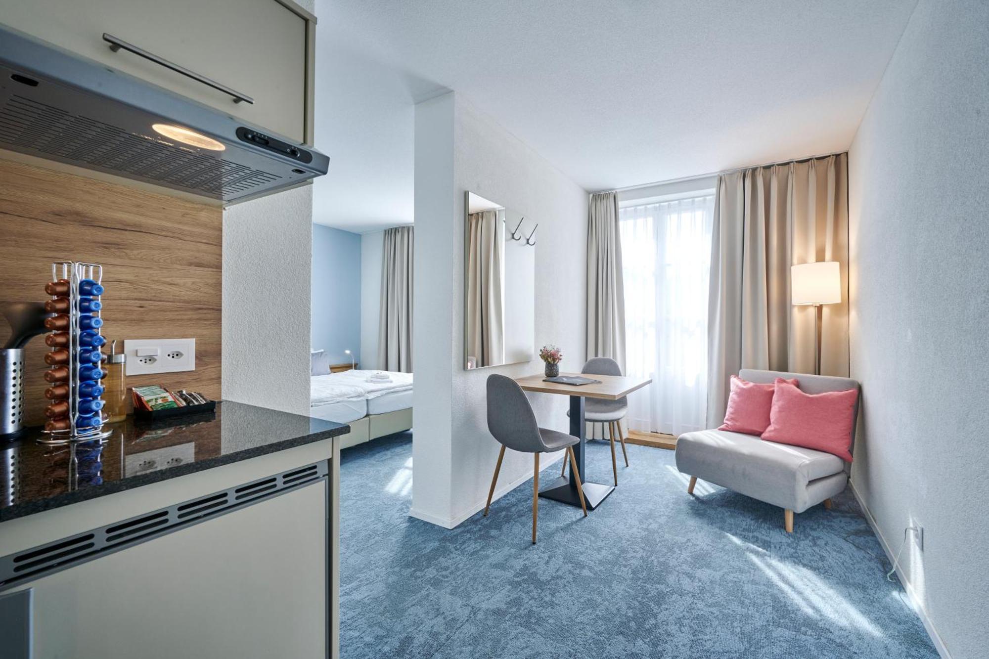 Aparthotel Krone - Self Check-In Unterseen Ngoại thất bức ảnh